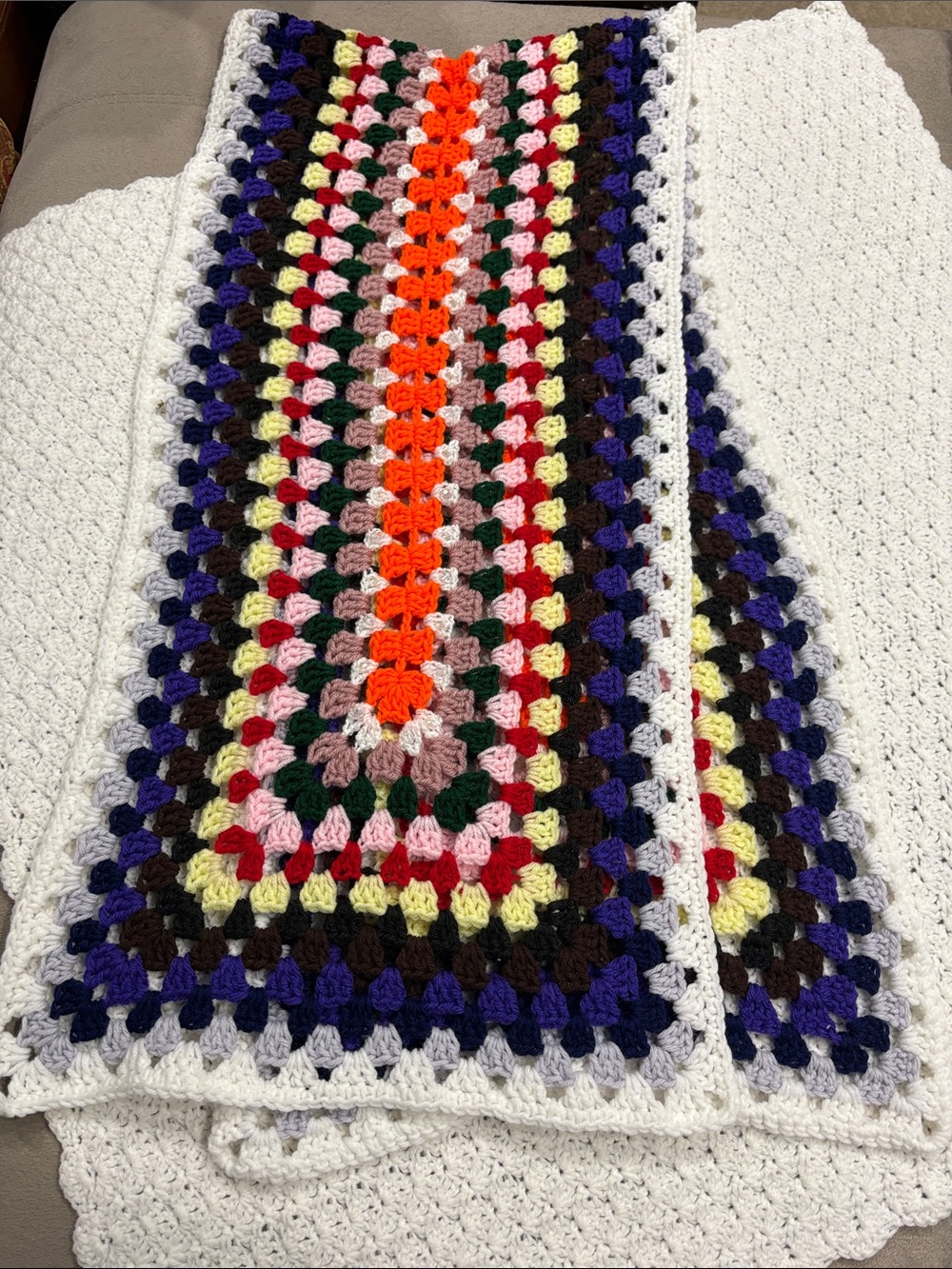 Handcrafted Multicolor Crochet Throw Runner - White Trim Decorative Clear Bids ! - Picture 2 of 9